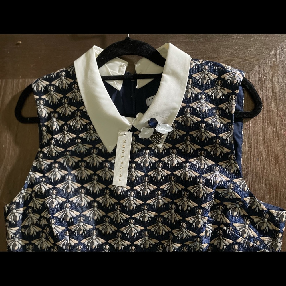 Bug dress, never worn.